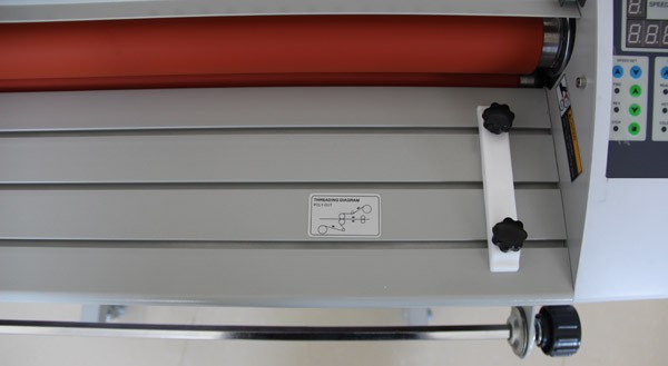 Рулонный ламинатор Bulros FM650A с выпрямлением листа